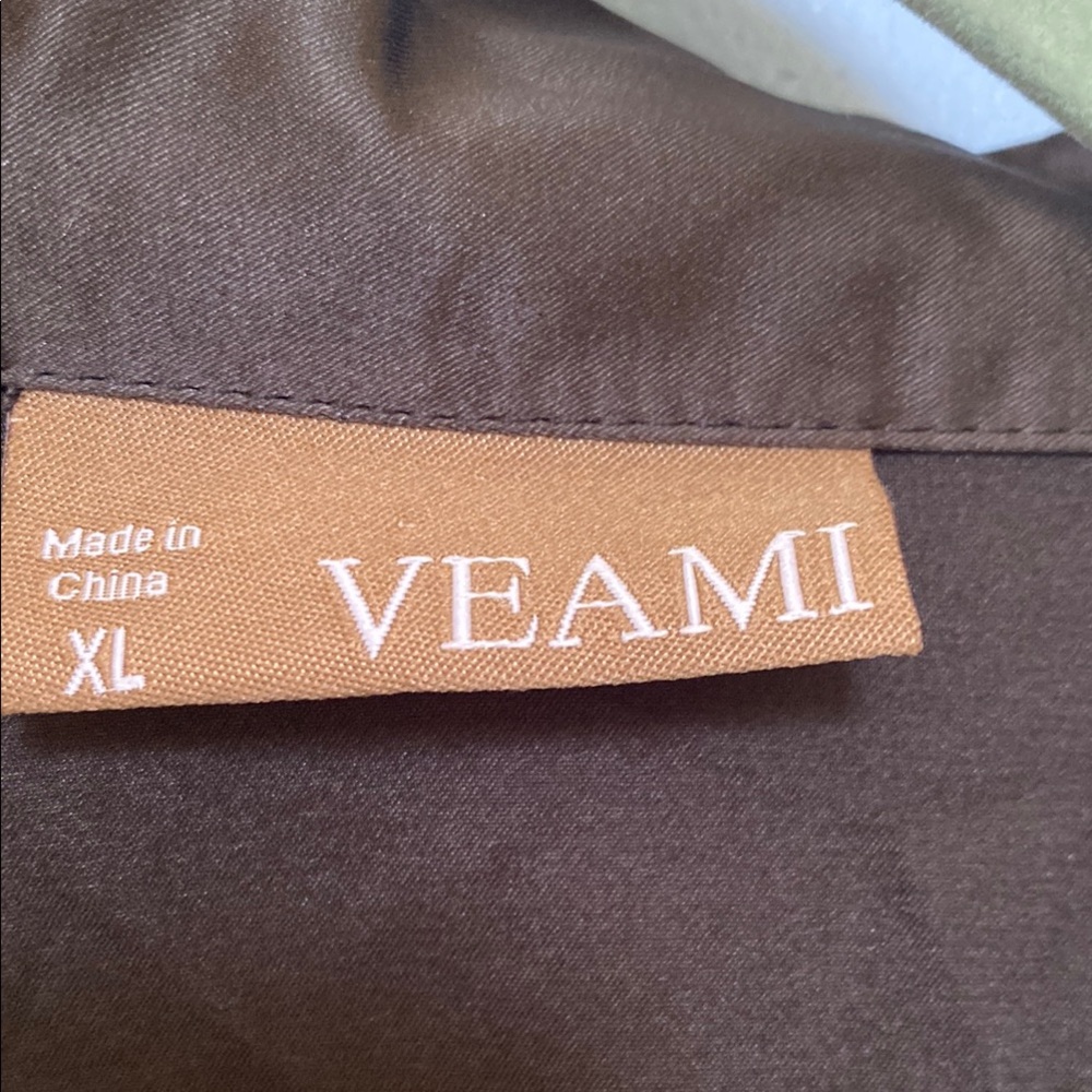 Black Kimono Robe - Picture 2 of 3